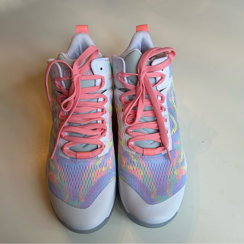 Womens size 12 Moolah Neovolt Pro basketball volleyball pastel shoes Never Worn
